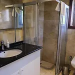 Apella *