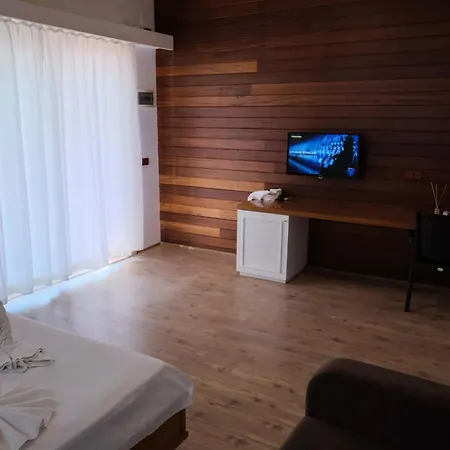 Apella Hotel