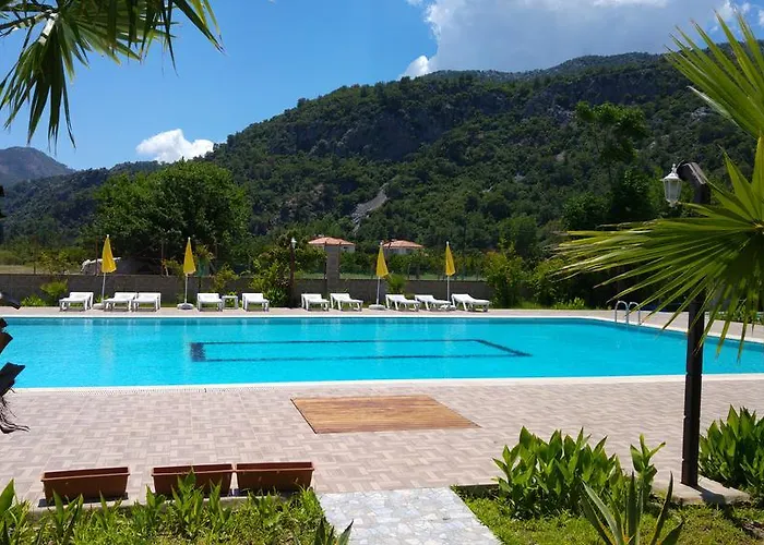 Apella Privat bolig Çıralı